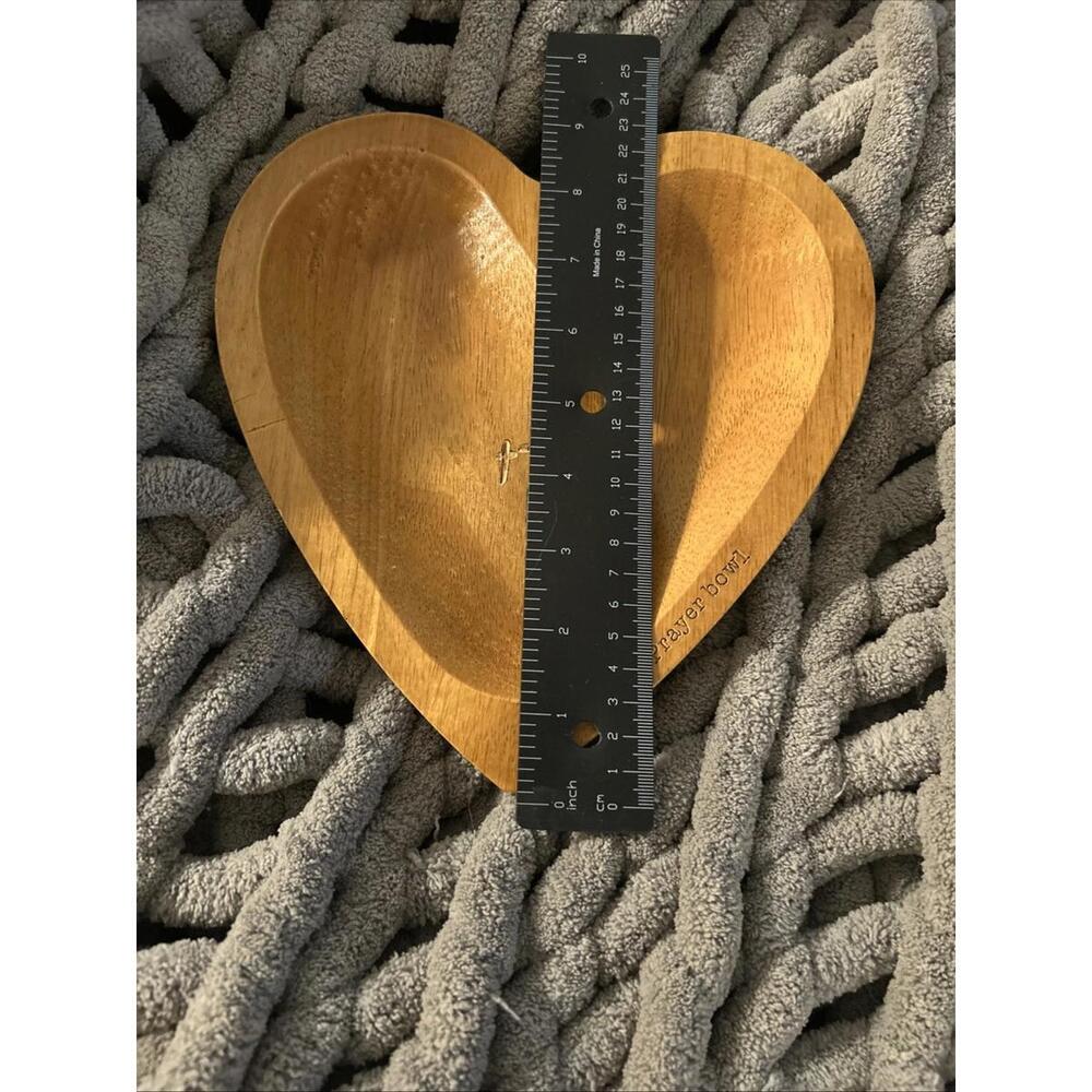 Handcrafted Wooden Heart Shaped Prayer Bowl  Beautiful Gift Religious 3 Crosses - Picture 5 of 9